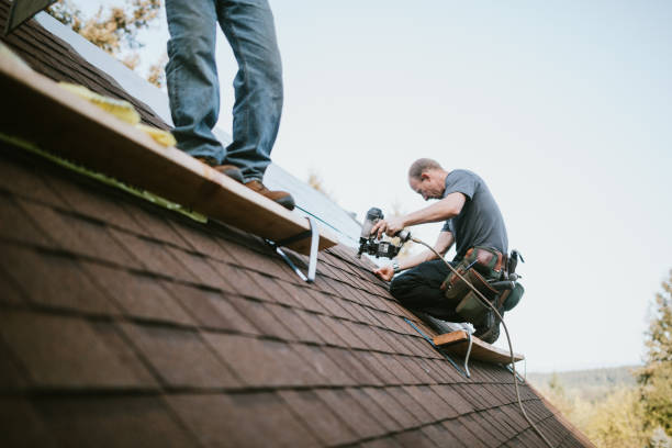Best Flat Roof Repair Services  in Crenshaw, MS